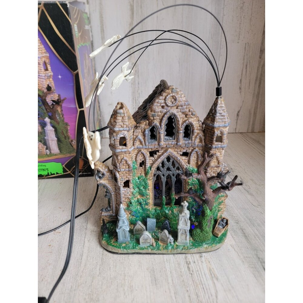 Lemax spooky town Gothic‎ ruins Halloween Village accessory